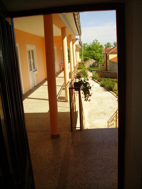 بريفلاكا Apartments Anka المظهر الخارجي الصورة